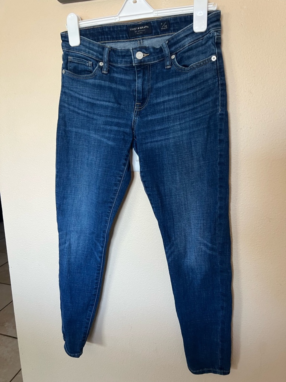 Lucky Brand Women's Low Rise Regular Indigo Skinny Jeans